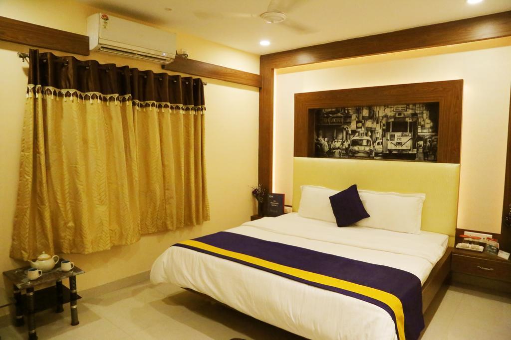Oyo 460 Hotel Ivory Residency Calcutta Extérieur photo