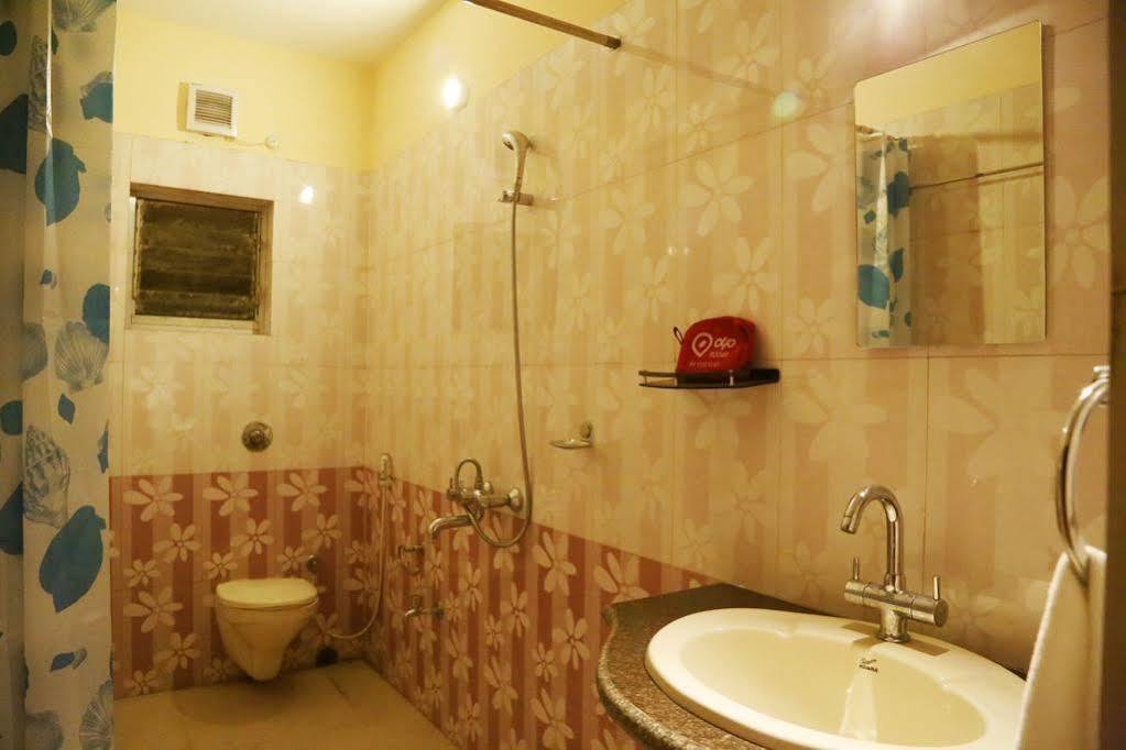 Oyo 460 Hotel Ivory Residency Calcutta Extérieur photo