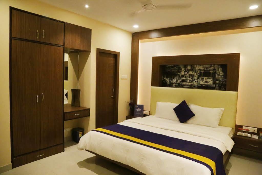 Oyo 460 Hotel Ivory Residency Calcutta Extérieur photo